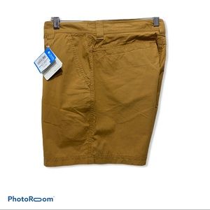 New COLUMBIA Birch Camel Short Lightweight cotton